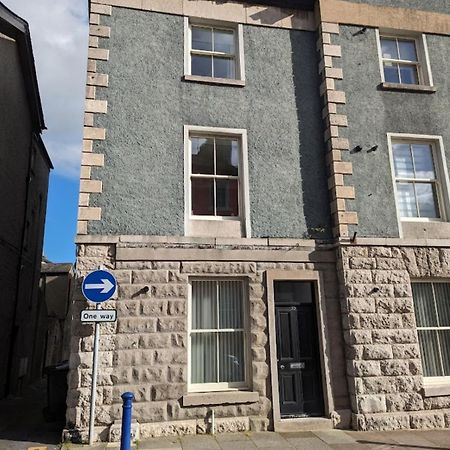 4 Bedroom House, Central Ълвърстън Екстериор снимка